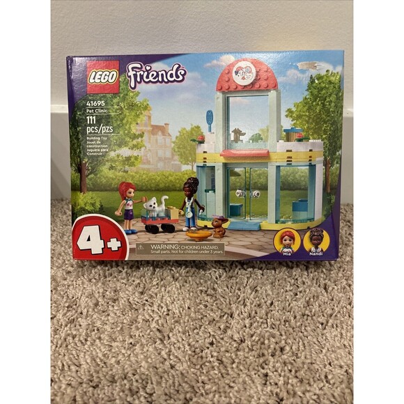 NEW In Box LEGO FRIENDS: Pet Clinic (41695) 111 Pieces Minifigures Mia And Nandi - Picture 2 of 4